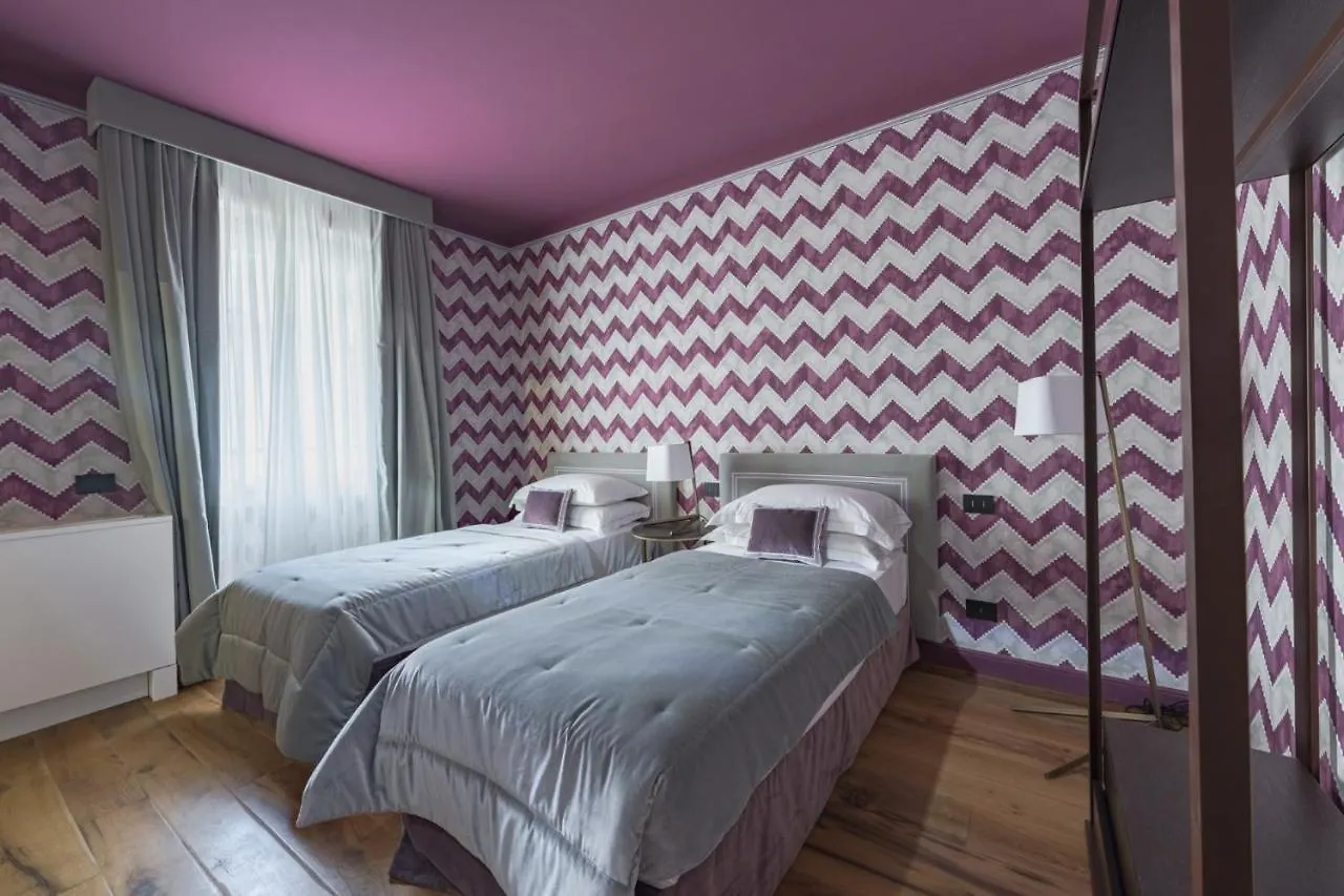 Apartments Florence - Palazzo Signoria Luxury Apartments 1-Biancone
