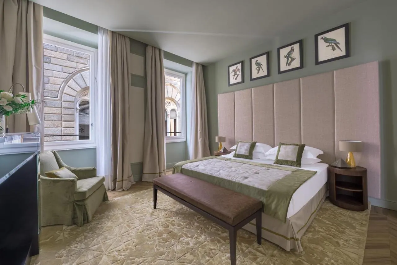 Apartments Florence - Palazzo Signoria Luxury Apartments 1-Biancone 0*,